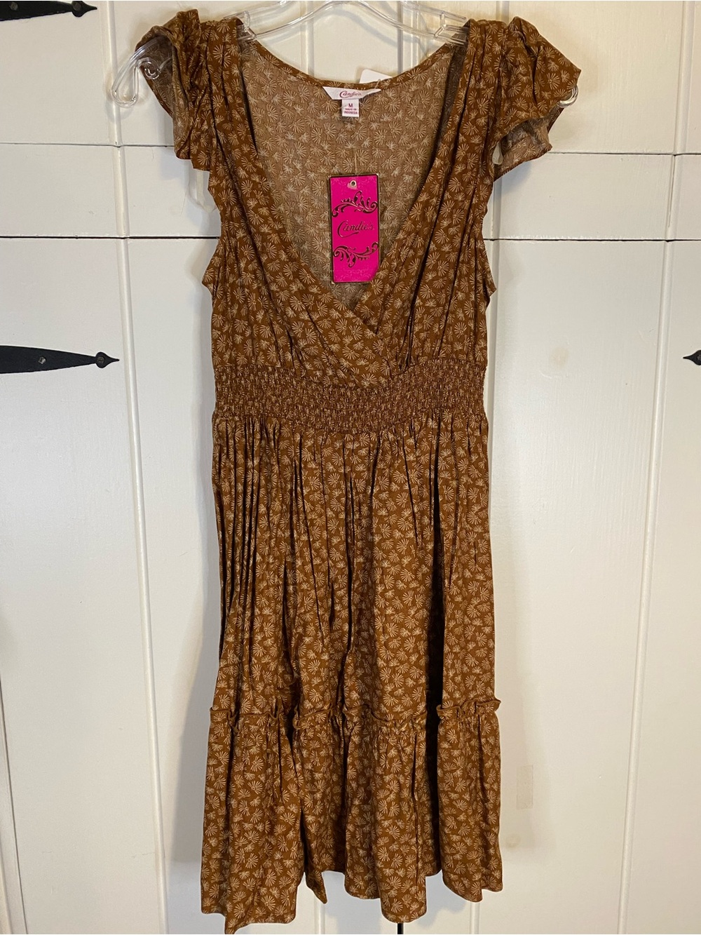 Candie's NWT Brown Floral Print Dress with deep crossover V-Neck